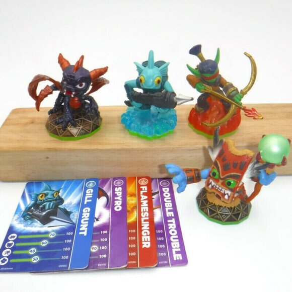 Skylanders Spyro's Adventure Double Trouble Flameslinger Gill Grunt Figures Card - Picture 1 of 9